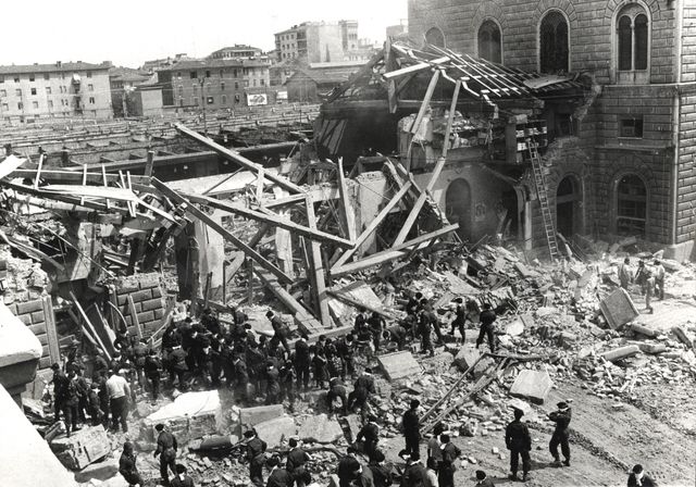 640_attentat_de_la_gare_de_bologne_gettyimages-686911698