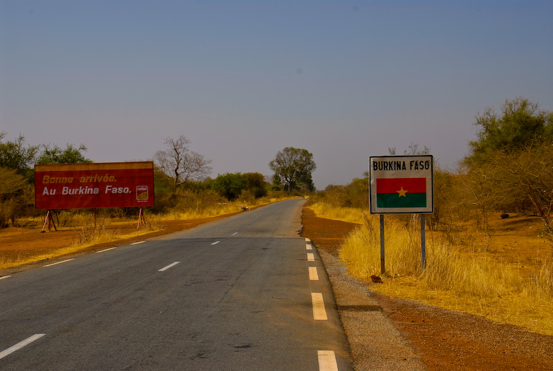 login-sign-burkina-faso.jpg